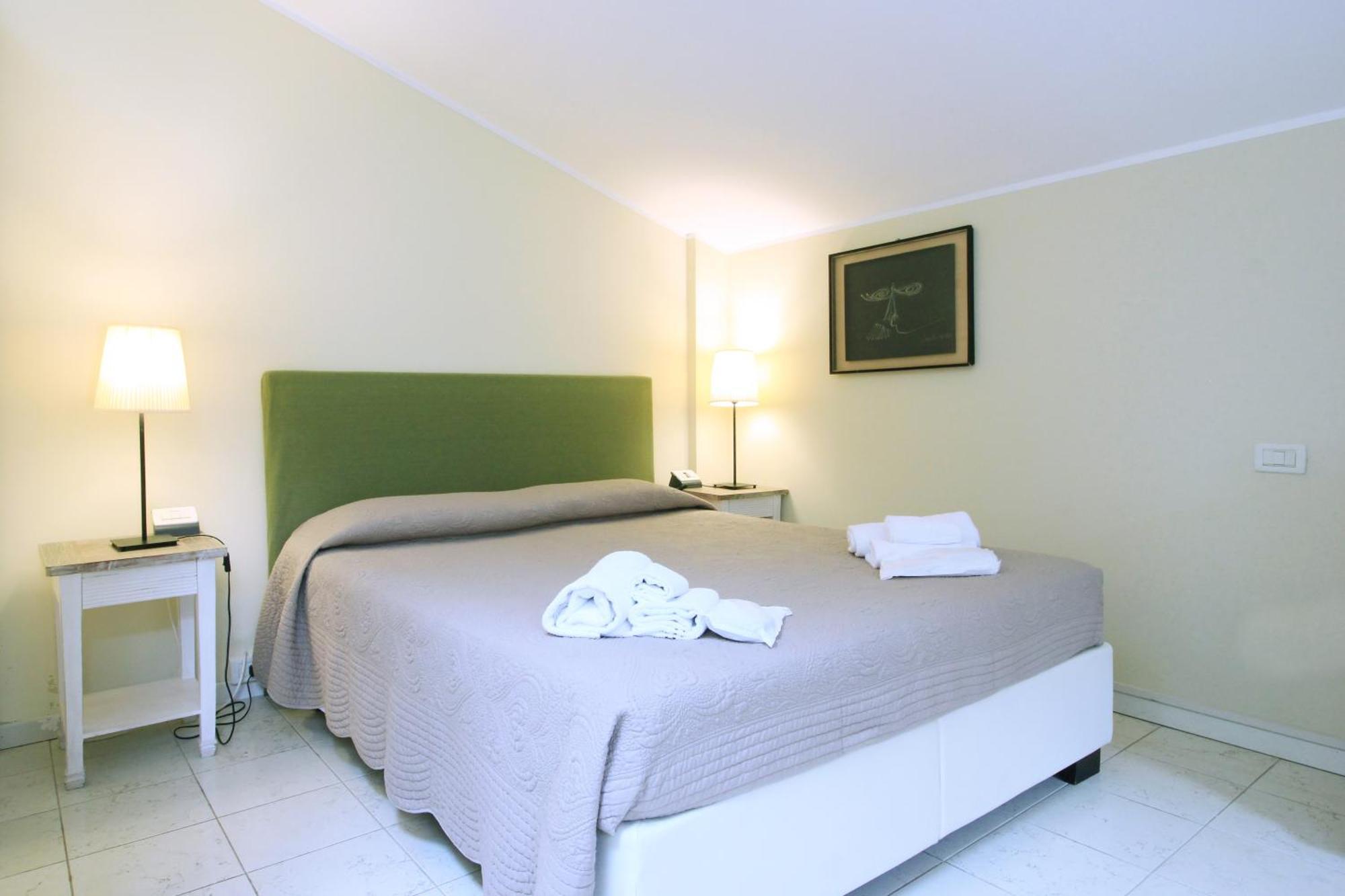 Adriano Residence Bologna Rum bild